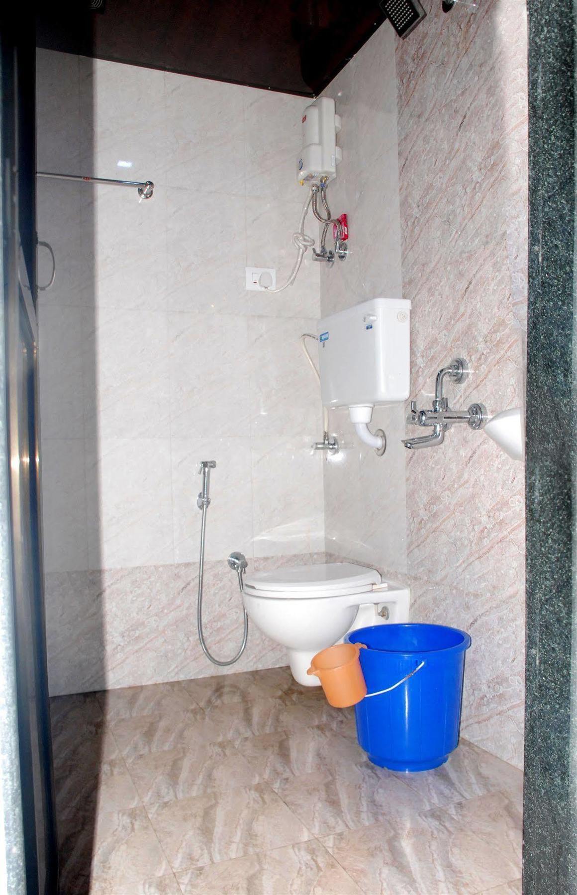 Fabexpress Adore Inn - Nr Mumbai International Airport Kültér fotó